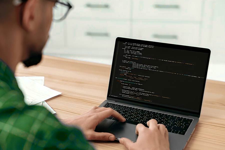Data Federation vs. Data Warehousing: Choosing the Right Architecture for Modern Enterprises